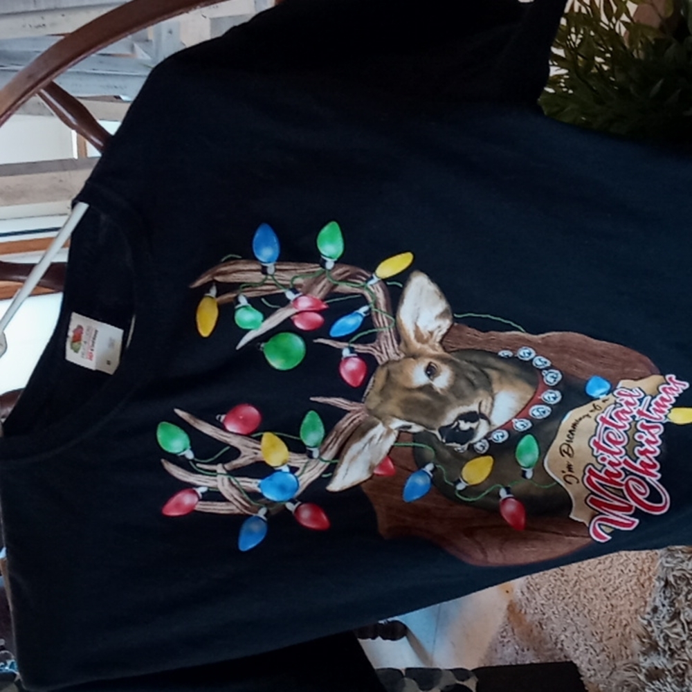 Tee shirt